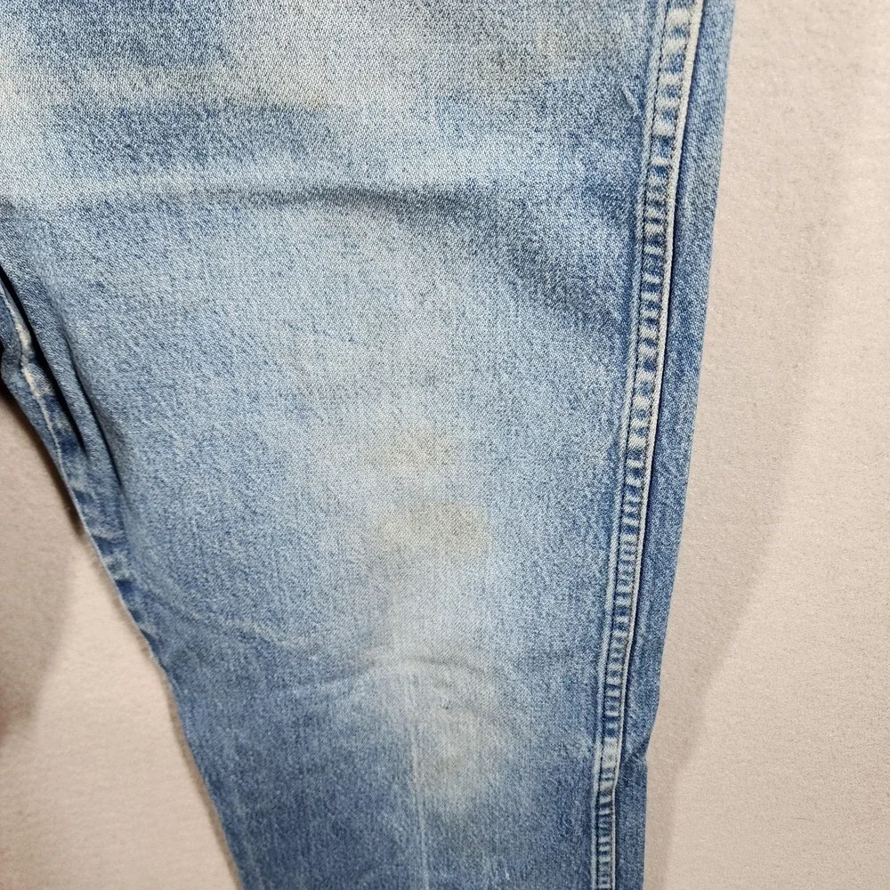 Vintage Wrangler Men's Jeans 36×32 Distressed Light Wash Frayed‎ Hem Wear - Picture 13 of 16